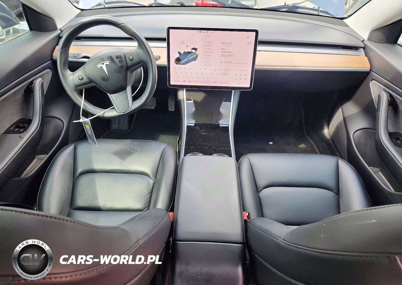 2018 Tesla Model 3 VIN:5YJ3E1EB6JF103845 - 8