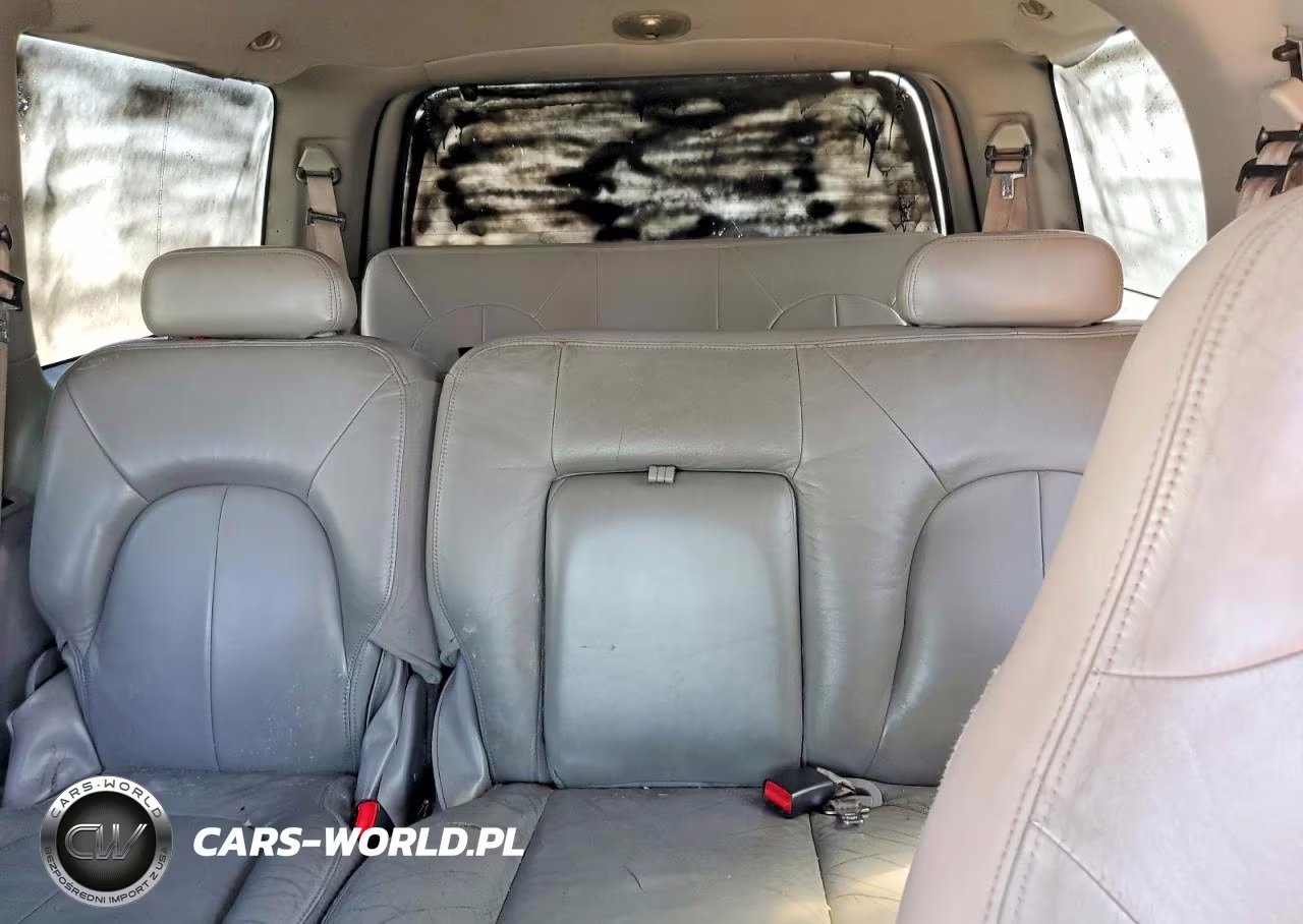 2000 Ford Expedition Xlt VIN:1FMRU1561YLB90220 - 10