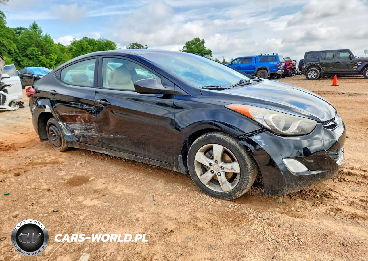 2012 Hyundai Elantra Gls VIN:KMHDH4AE8CU338461 - 4