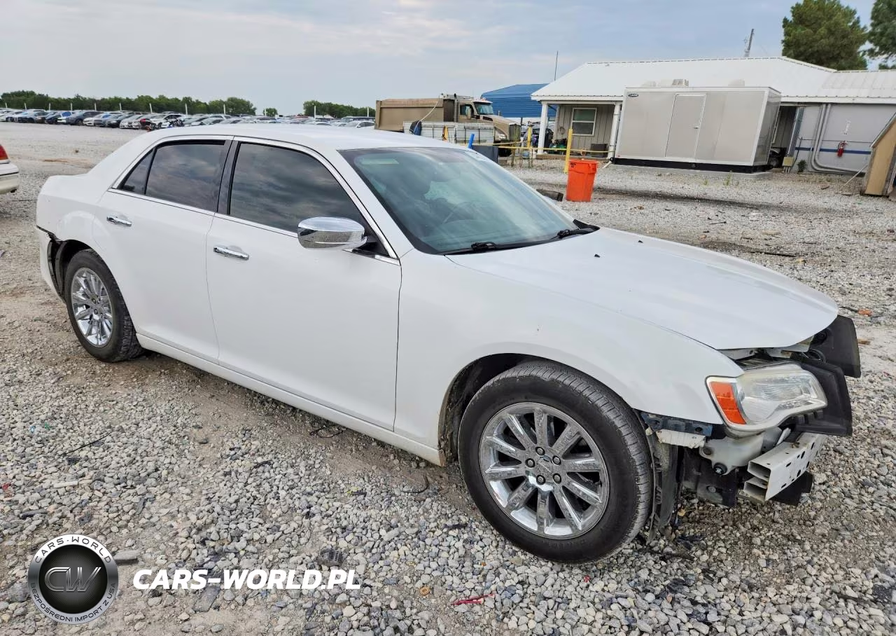 2012 Chrysler 300 Limited VIN:2C3CCACG0CH182306 - 4