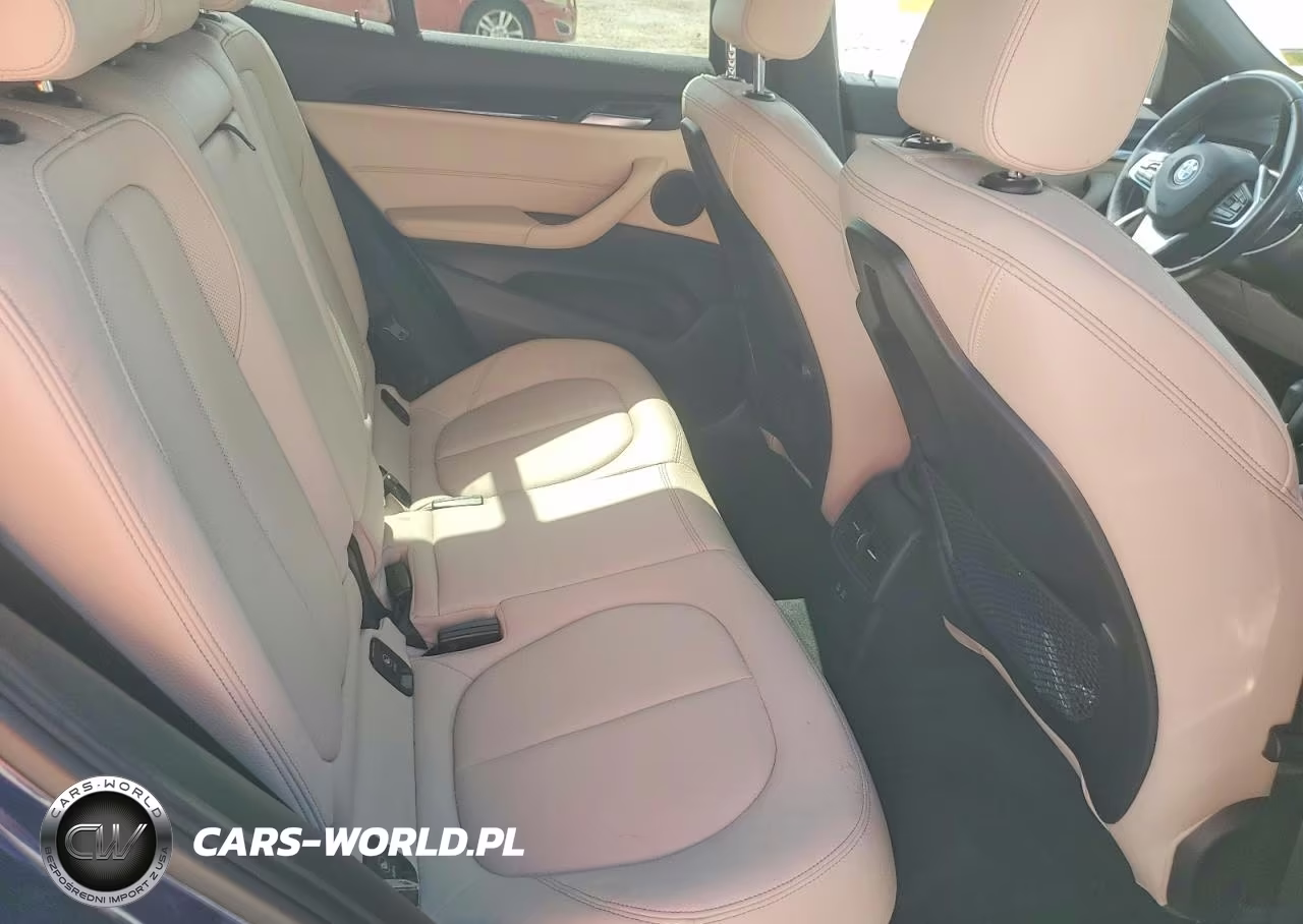 2018 BMW X2 xDrive28I VIN:WBXYJ5C38JEF79056 - 11