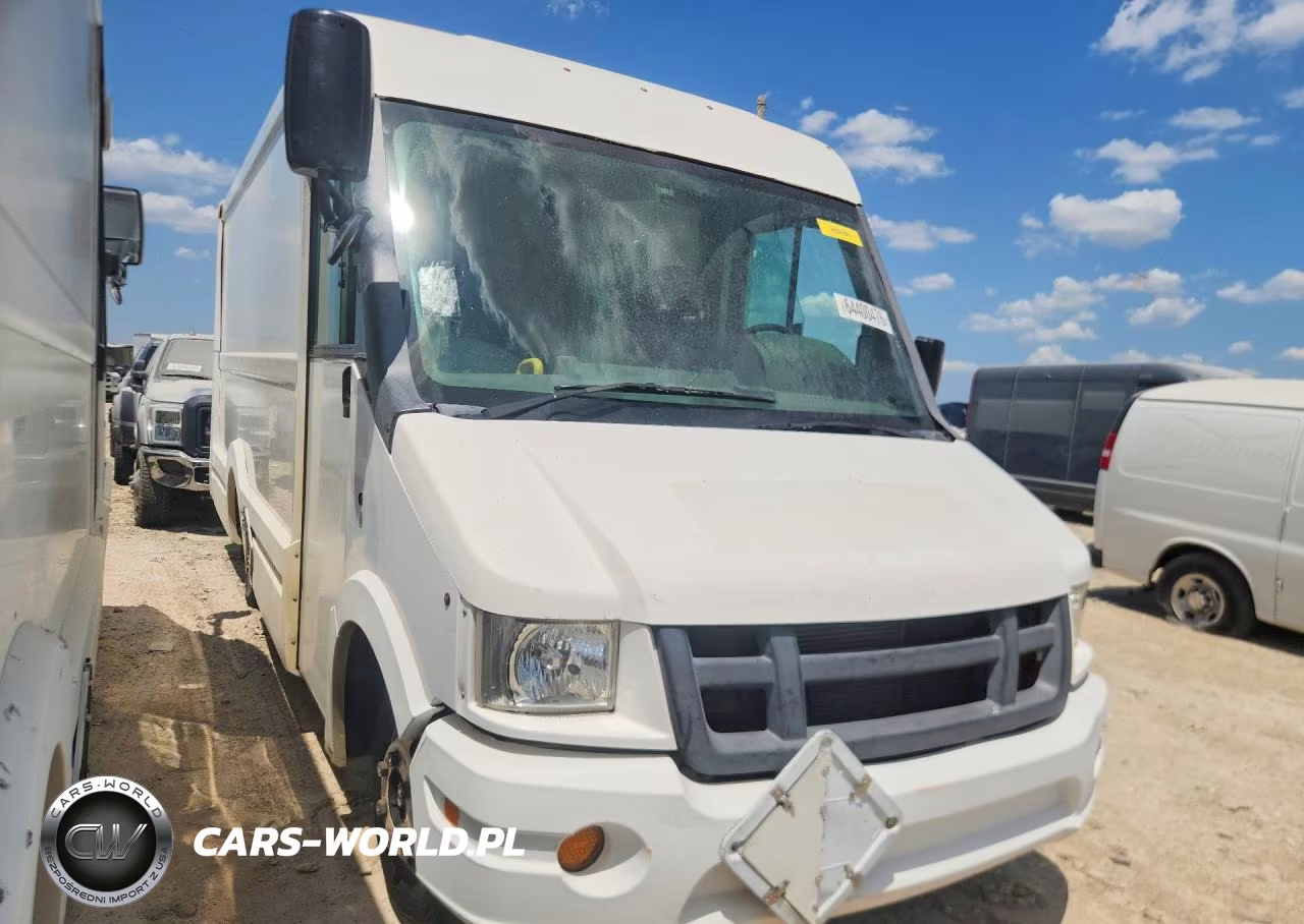 2025 Isuzu Reach Delivery Van VIN:JALB4T17XG7W00194 - 4