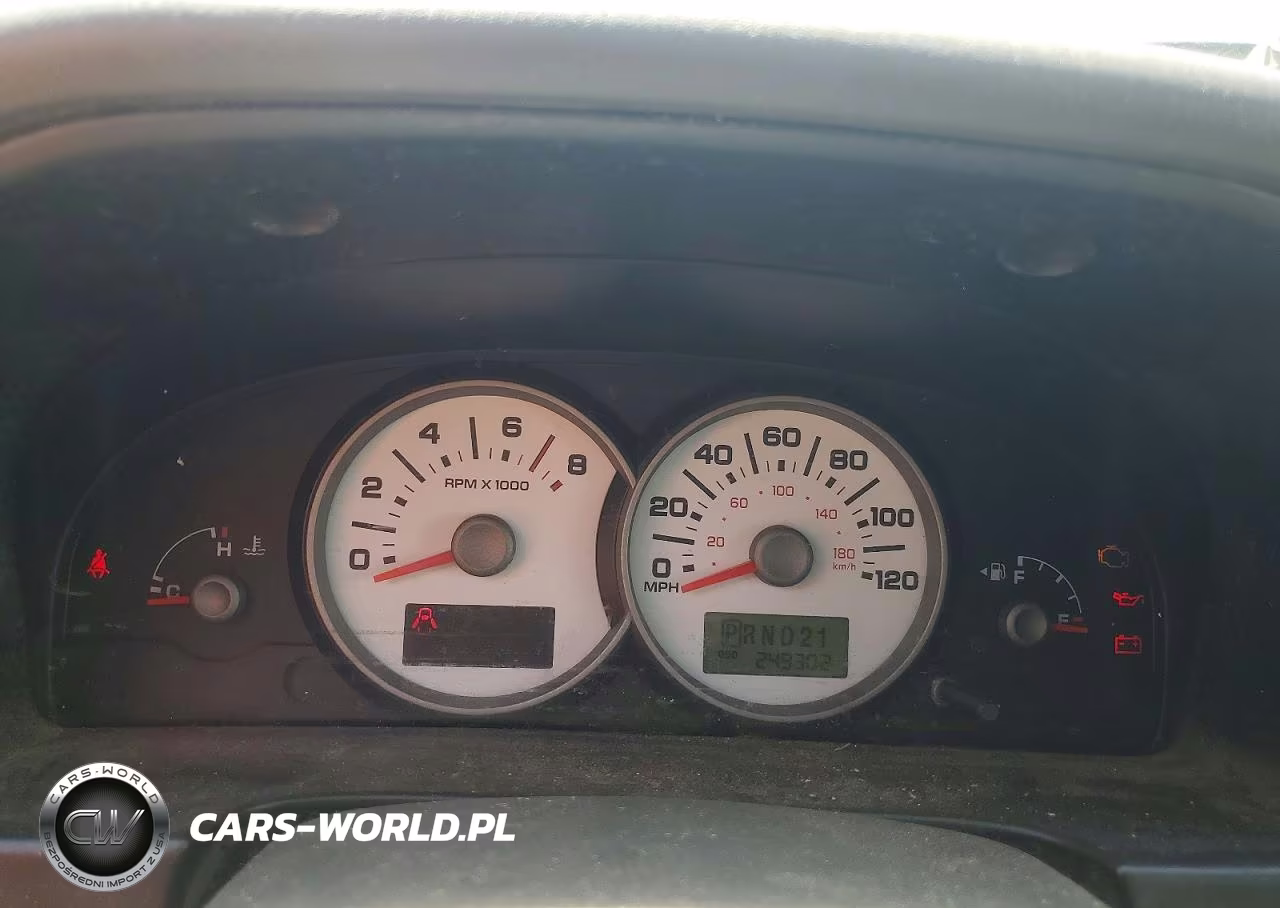 2005 Ford Escape Xlt VIN:1FMYU03115KA36007 - 9