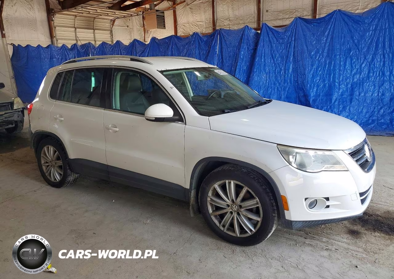 2011 Volkswagen Tiguan S VIN:WVGBV7AX4BW503895 - 4