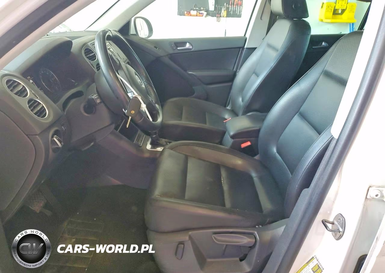 2011 Volkswagen Tiguan S VIN:WVGBV7AX4BW503895 - 7