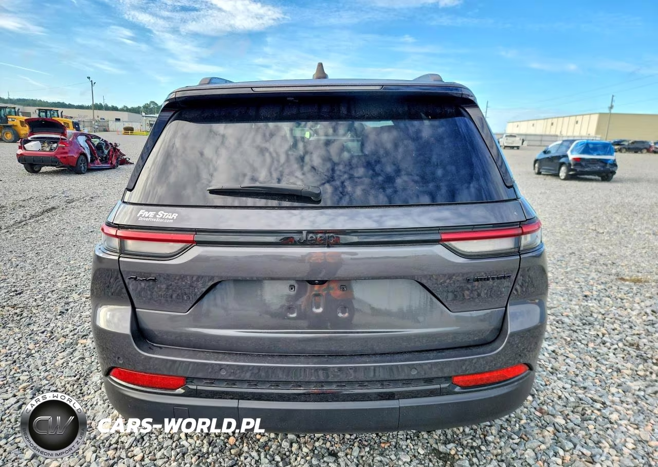 2024 Jeep Grand Cherokee Laredo VIN:1C4RJGAG1R8546569 - 6