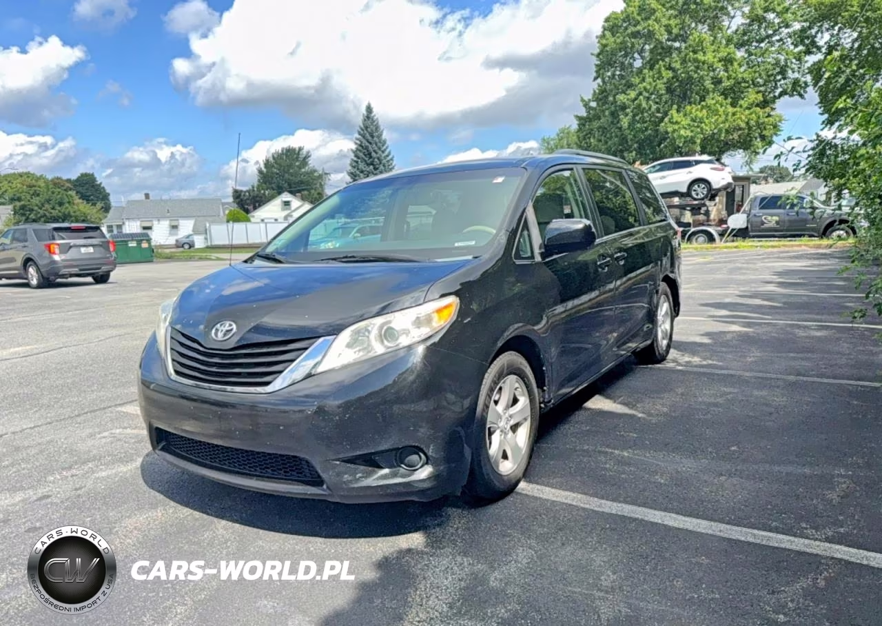 2013 Toyota Sienna Le VIN:5TDKK3DC7DS308522 - 2