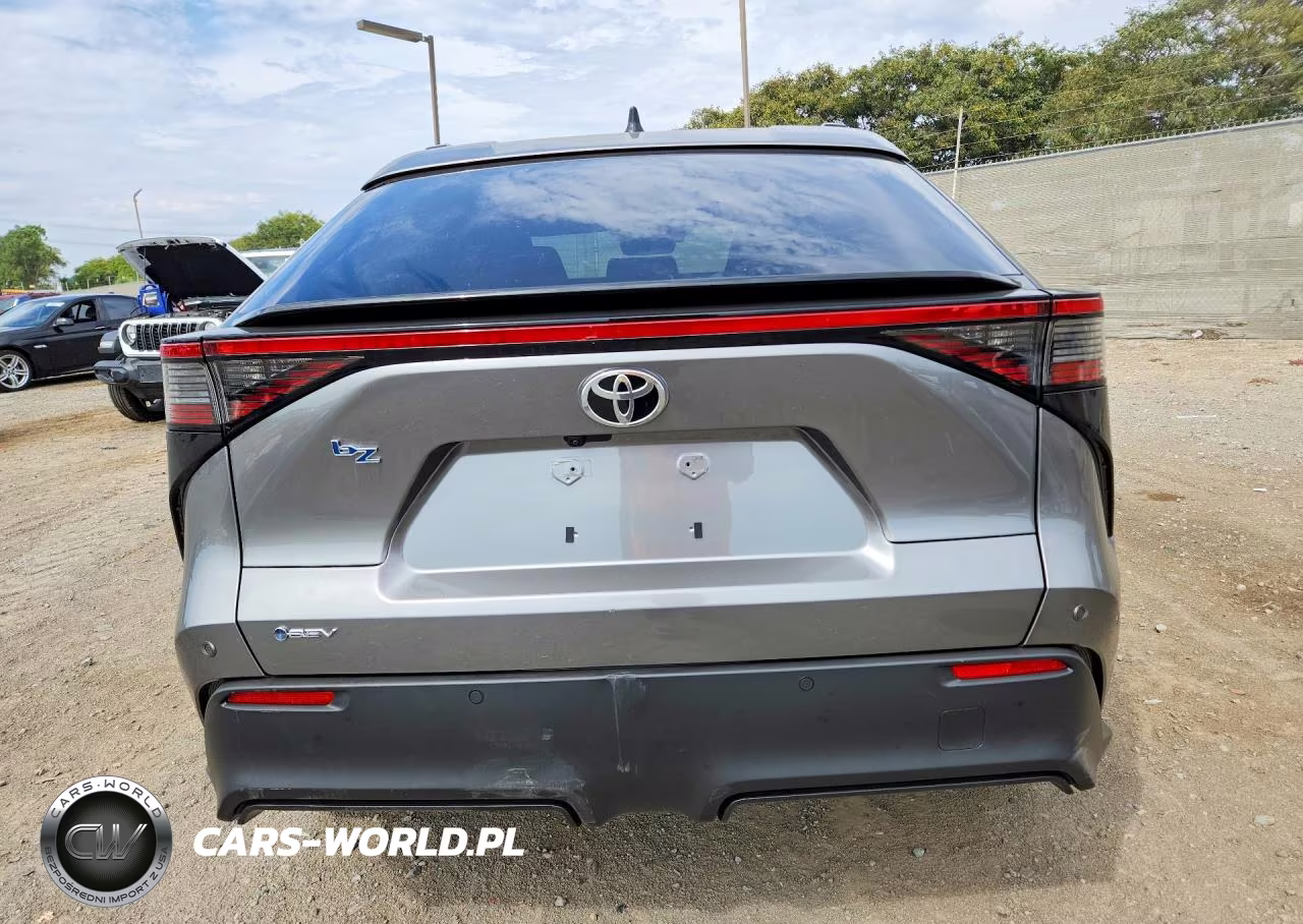 2026 Toyota Bz Xle Plus VIN:JTMBCAEB8TA010936 - 6