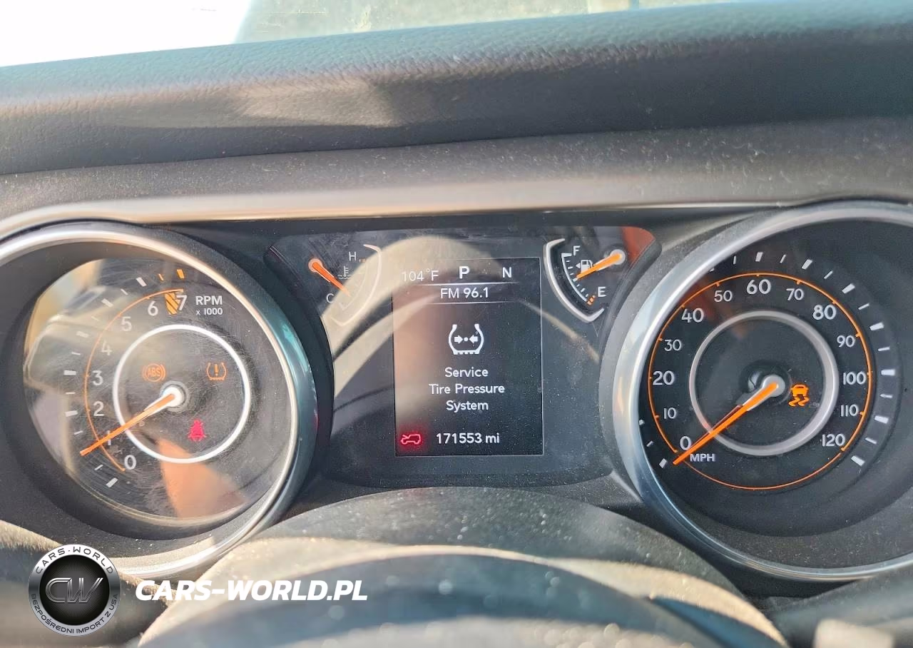 2018 Jeep Wrangler Unlimited Sport VIN:1C4HJXDG3JW155351 - 9