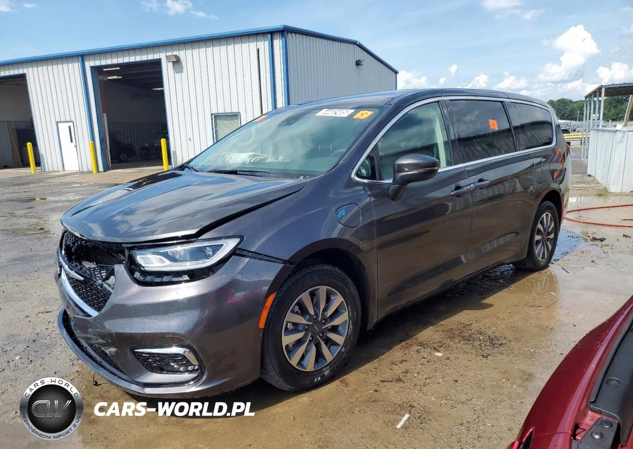 2023 Chrysler Pacifica Hybrid Touring L VIN:2C4RC1L7XPR592133 - 1