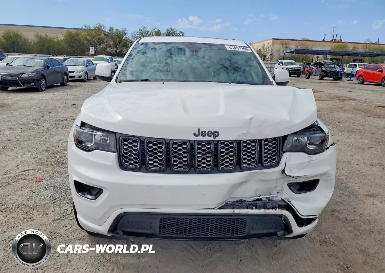 2019 Jeep Grand Cherokee Laredo VIN:1C4RJEAG3KC789968 - 5