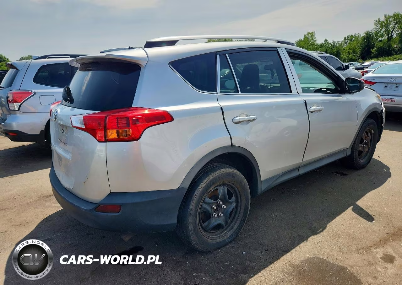 2015 Toyota Rav4 Le VIN:2T3BFREV9FW345922 - 3