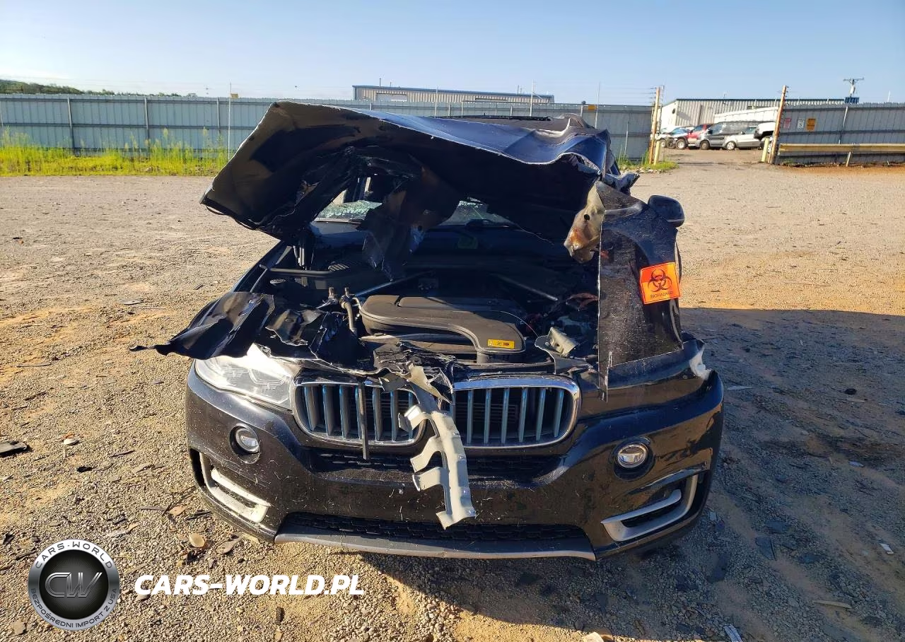 2018 BMW X5 Xdr40E VIN:5UXKT0C54J0V99203 - 5