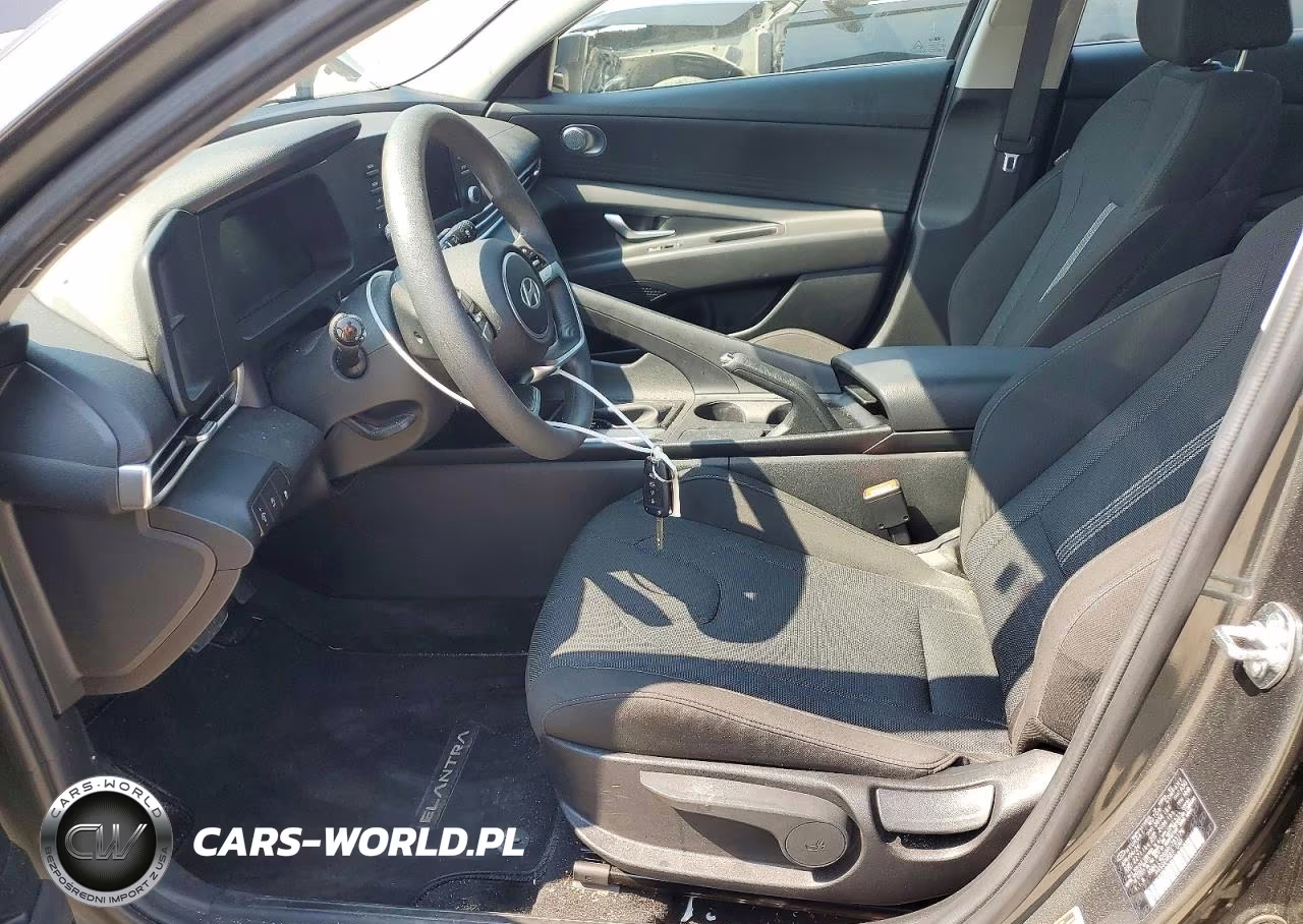 2024 Hyundai Elantra Se VIN:KMHLL4DG9RU783176 - 7