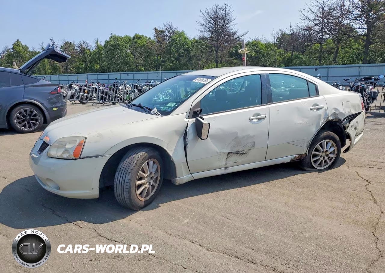 2005 Mitsubishi Galant Es Medium