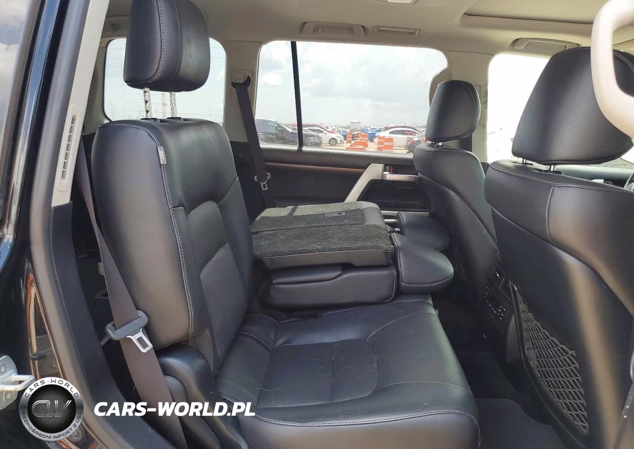 2019 Toyota Land Cruiser Vx-R VIN:JTMCY7AJ6K4078056 - 10