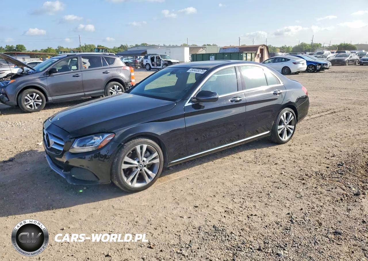 2018 Mercedes-Benz C 300 – zdjęcie 1 z 12