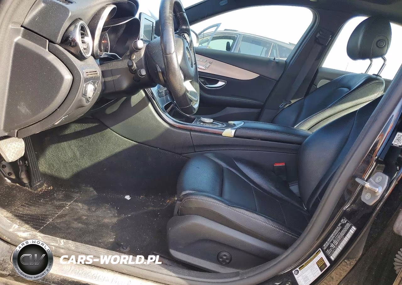 2018 Mercedes-Benz C 300 VIN:55SWF4JB9JU252637 - 7