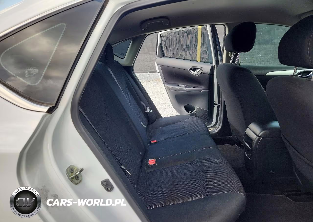 2019 Nissan Sentra S VIN:3N1AB7AP5KY447597 - 10