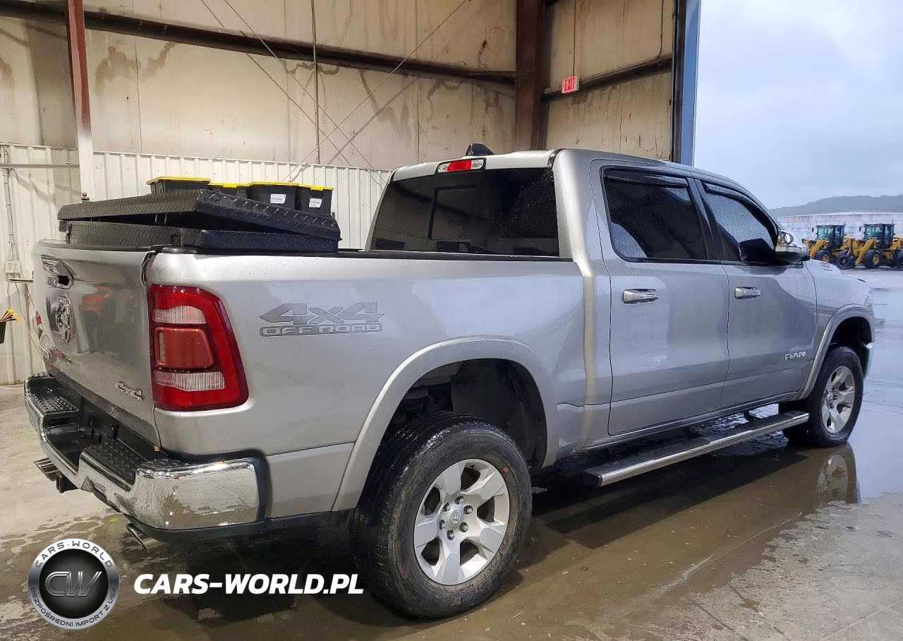 2019 Ram 1500 Laramie VIN:1C6SRFJT3KN725227 - 3