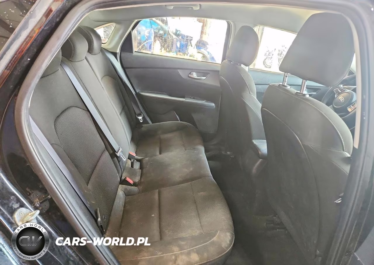 2020 Kia Forte Lxs VIN:3KPF24AD2LE205196 - 10