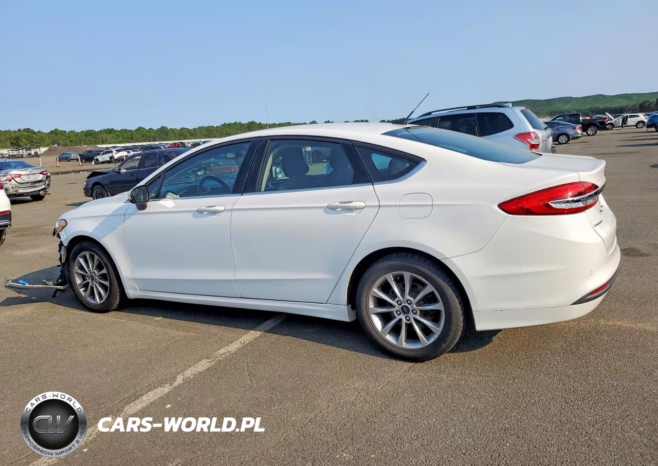 2017 Ford Fusion Se VIN:3FA6P0H79HR160760 - 2