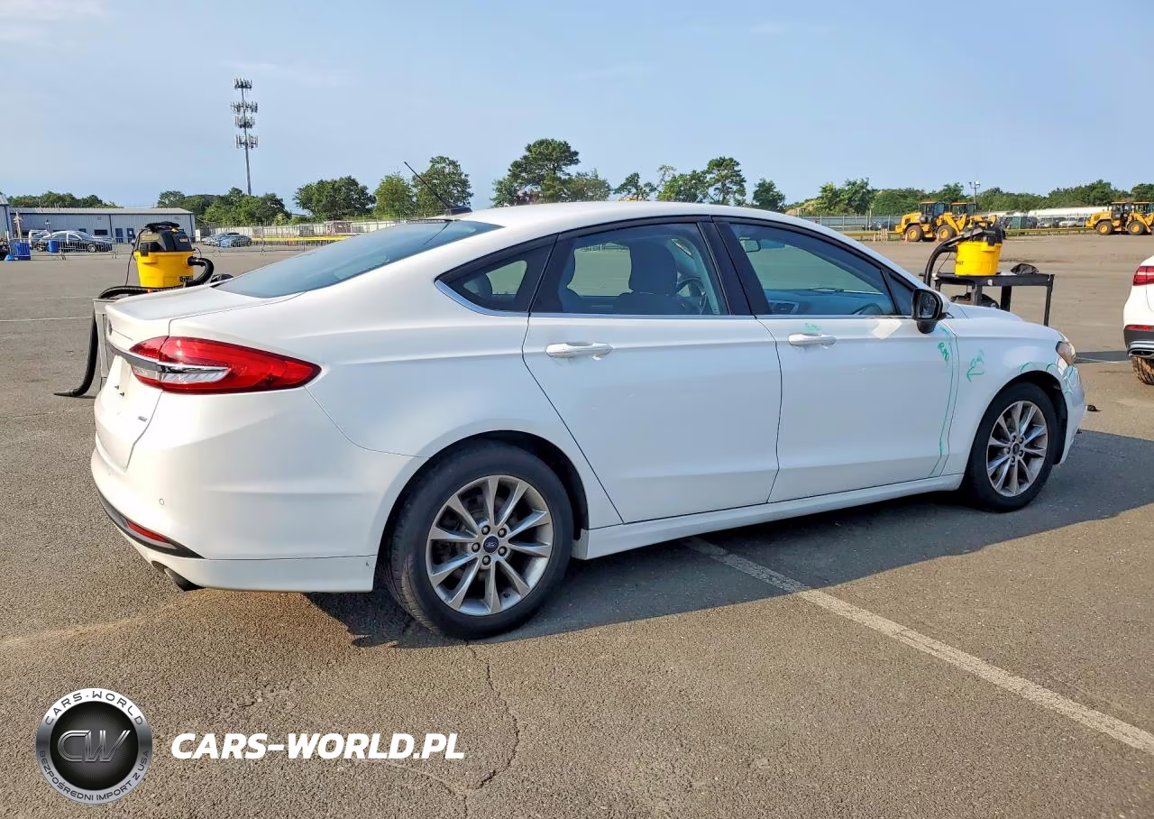 2017 Ford Fusion Se VIN:3FA6P0H79HR160760 - 3