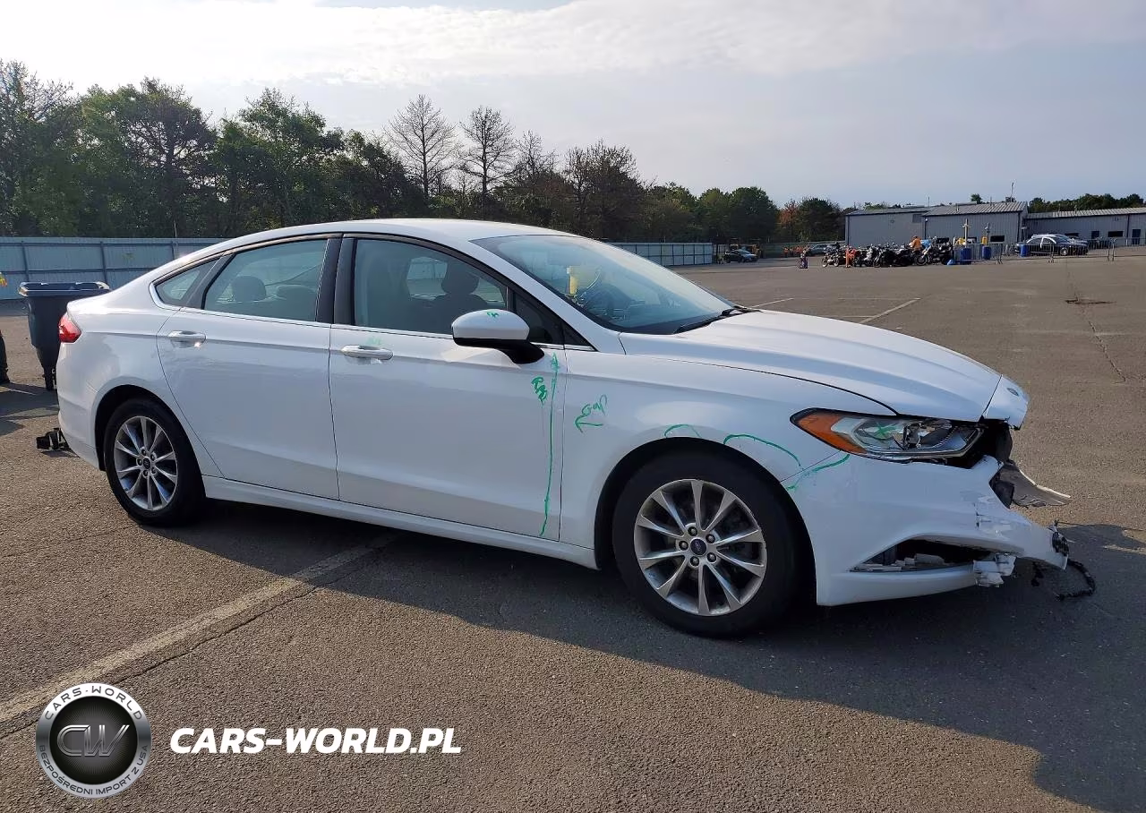 2017 Ford Fusion Se VIN:3FA6P0H79HR160760 - 4