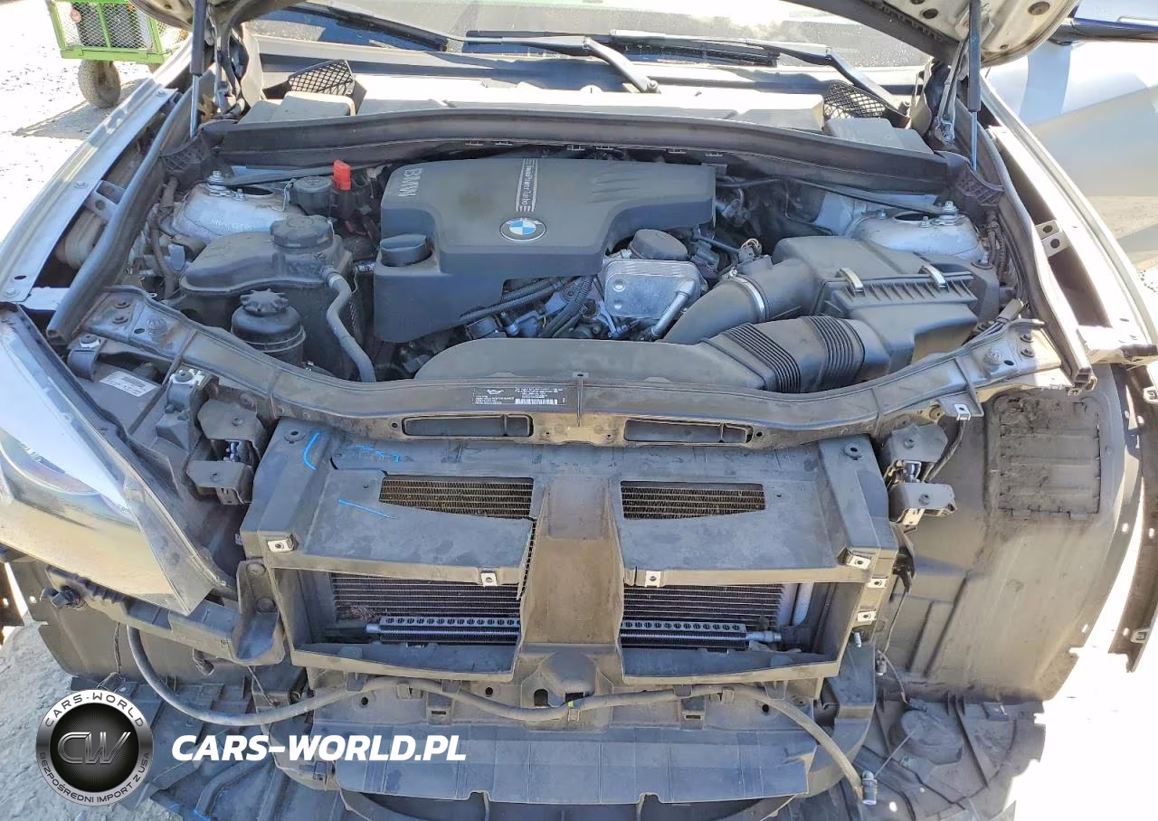 2014 BMW X1 xDrive28I VIN:WBAVL1C51EVY23294 - 12