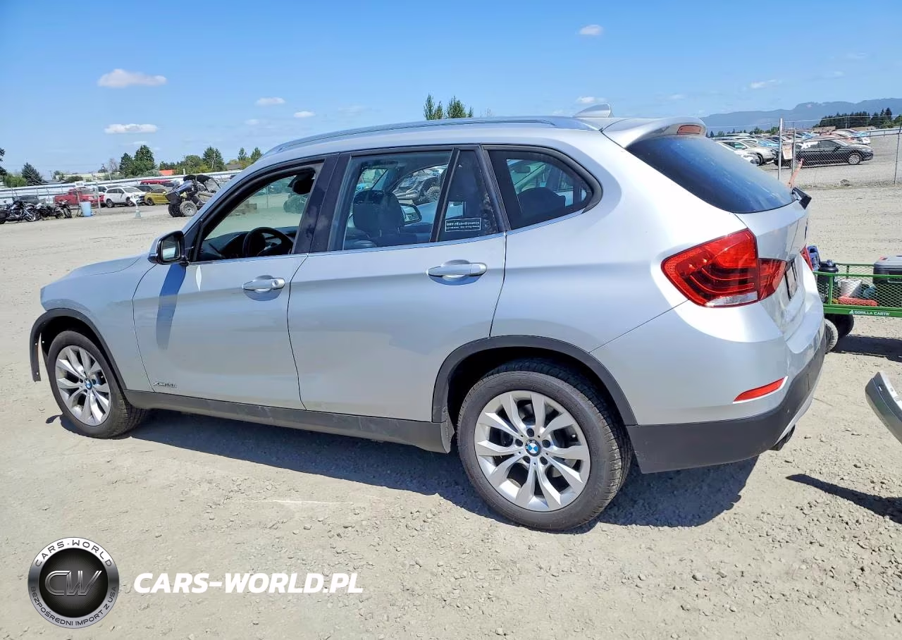 2014 BMW X1 xDrive28I VIN:WBAVL1C51EVY23294 - 2