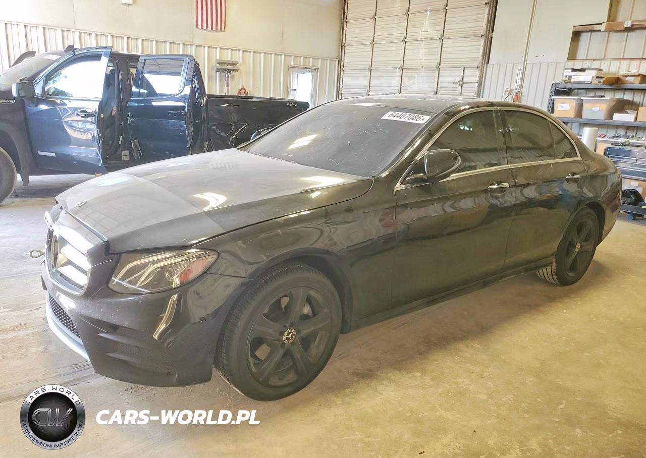 2018 Mercedes-Benz E 300 4Matic VIN:WDDZF4KB6JA373847 - 1