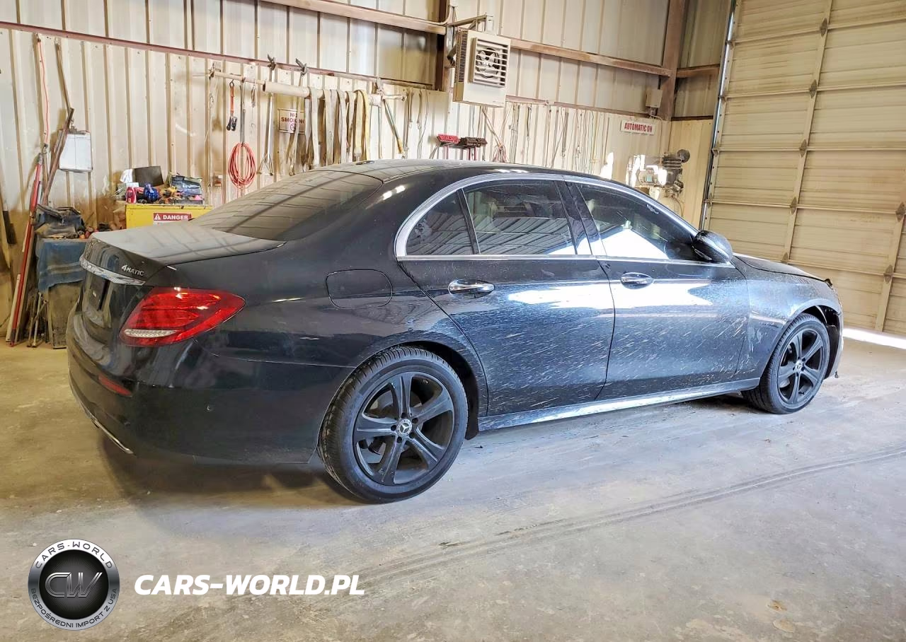 2018 Mercedes-Benz E 300 4Matic VIN:WDDZF4KB6JA373847 - 3