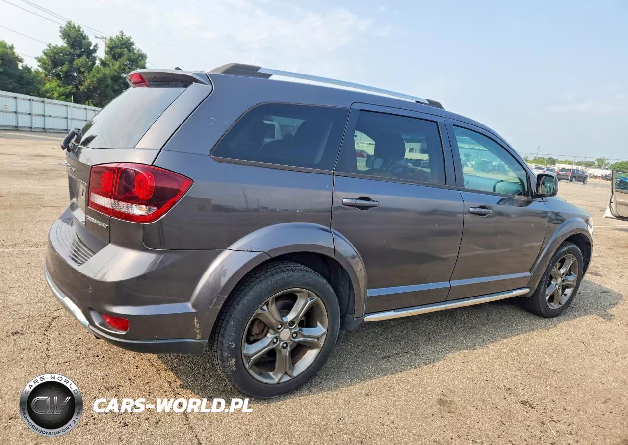 2016 Dodge Journey Crossroad Plus VIN:3C4PDCGB6GT113914 - 3