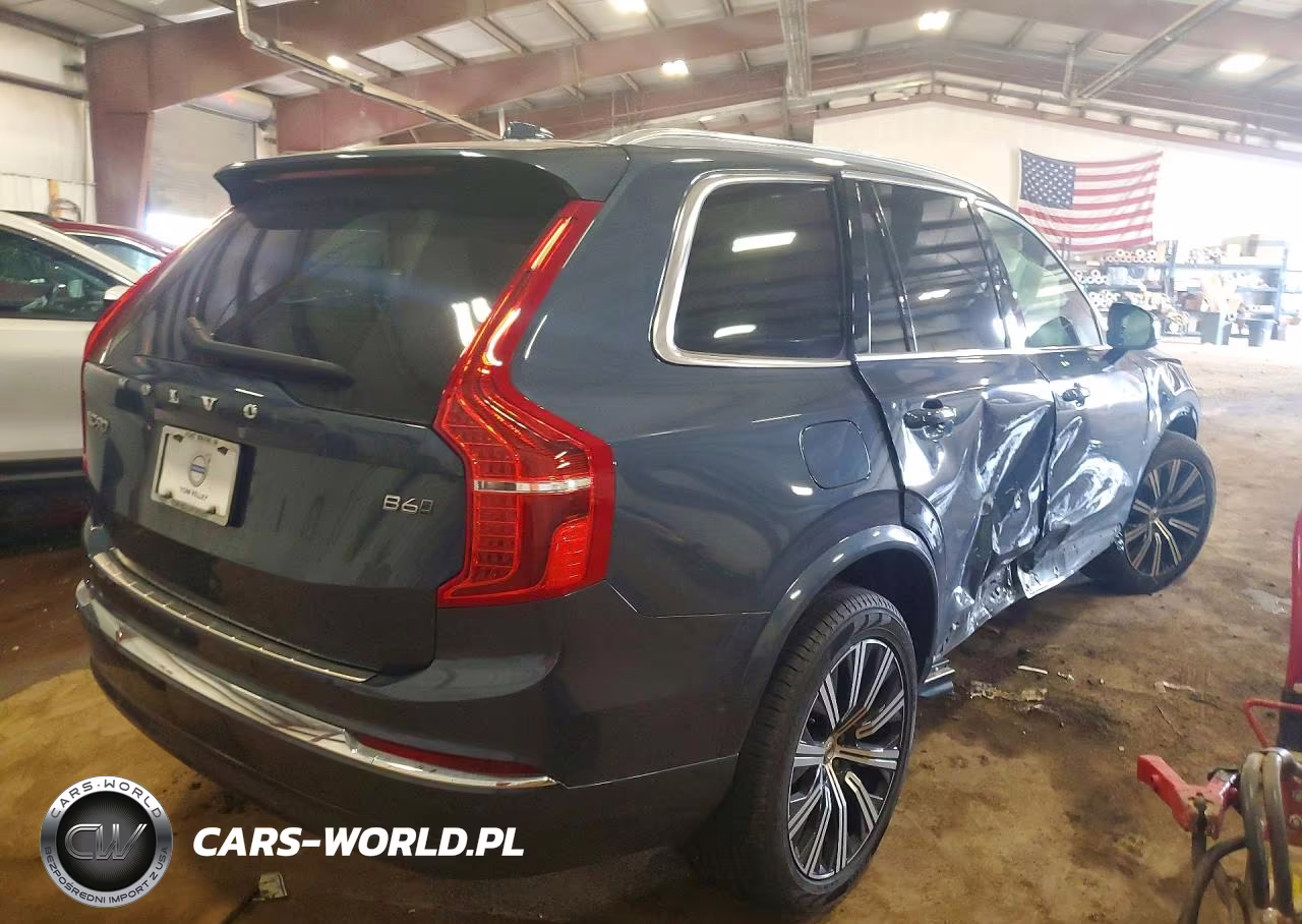 2023 Volvo Xc90 Plus VIN:YV4062PN0P1952638 - 3