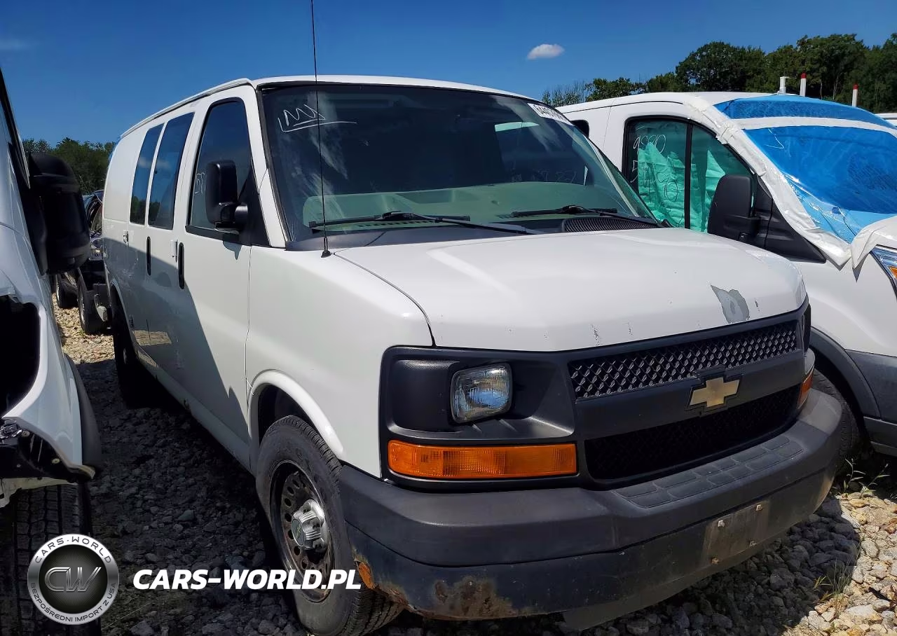 2011 Chevrolet Express G1500 VIN:1GCSGAFX5B1158605 - 4