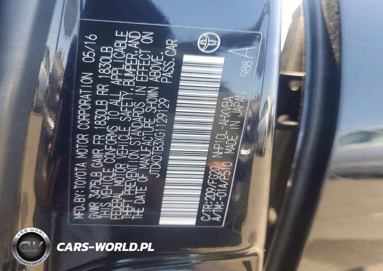2016 Toyota Prius C Two VIN:JTDKDTB3XG1129129 - 13