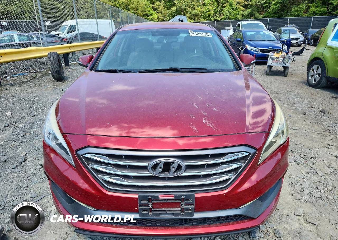 2015 Hyundai Sonata Sport VIN:5NPE34AF1FH083859 - 5