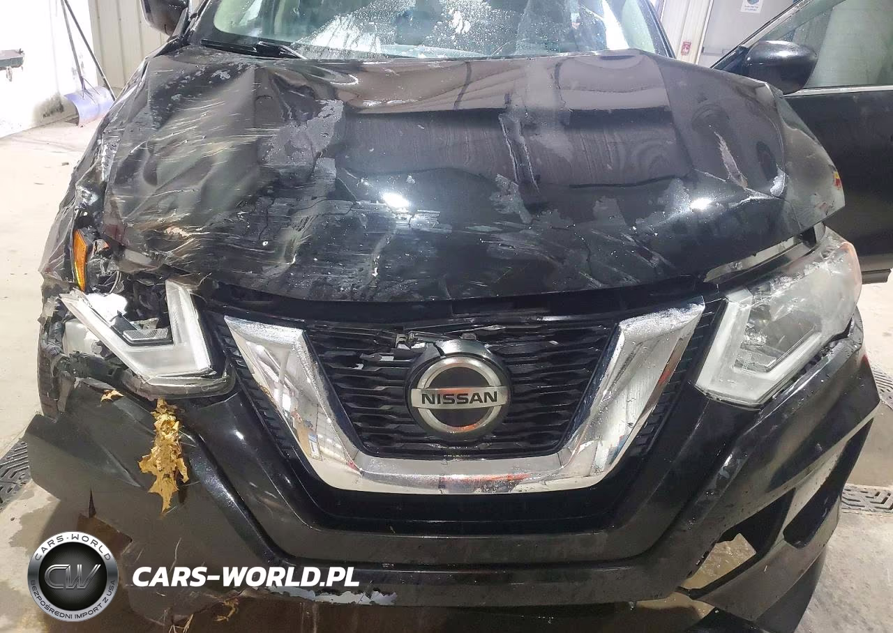 2018 Nissan Rogue S VIN:JN8AT2MV6JW311013 - 12