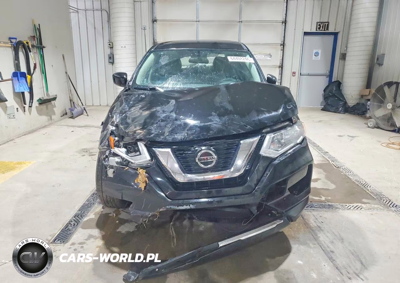 2018 Nissan Rogue S VIN:JN8AT2MV6JW311013 - 5