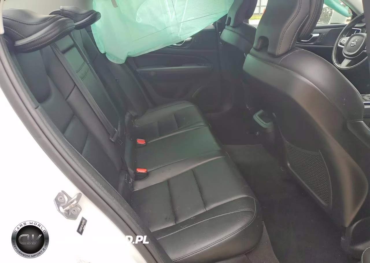 2020 Volvo S60 T5 Momentum VIN:7JR102FKXLG043704 - 10