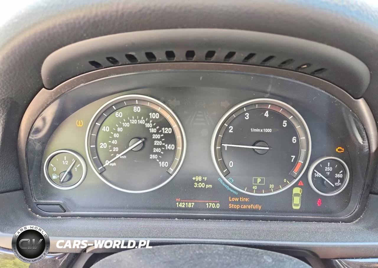 2014 BMW 528 Xi VIN:WBA5A7C56ED618438 - 9