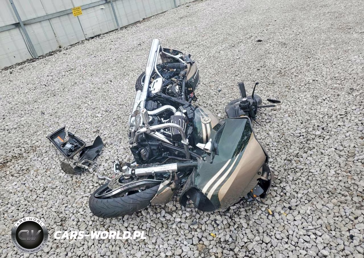 2013 Harley-Davidson Fltrxse Cvo Road Glide Custom VIN:1HD1TC812DB958625 - 5