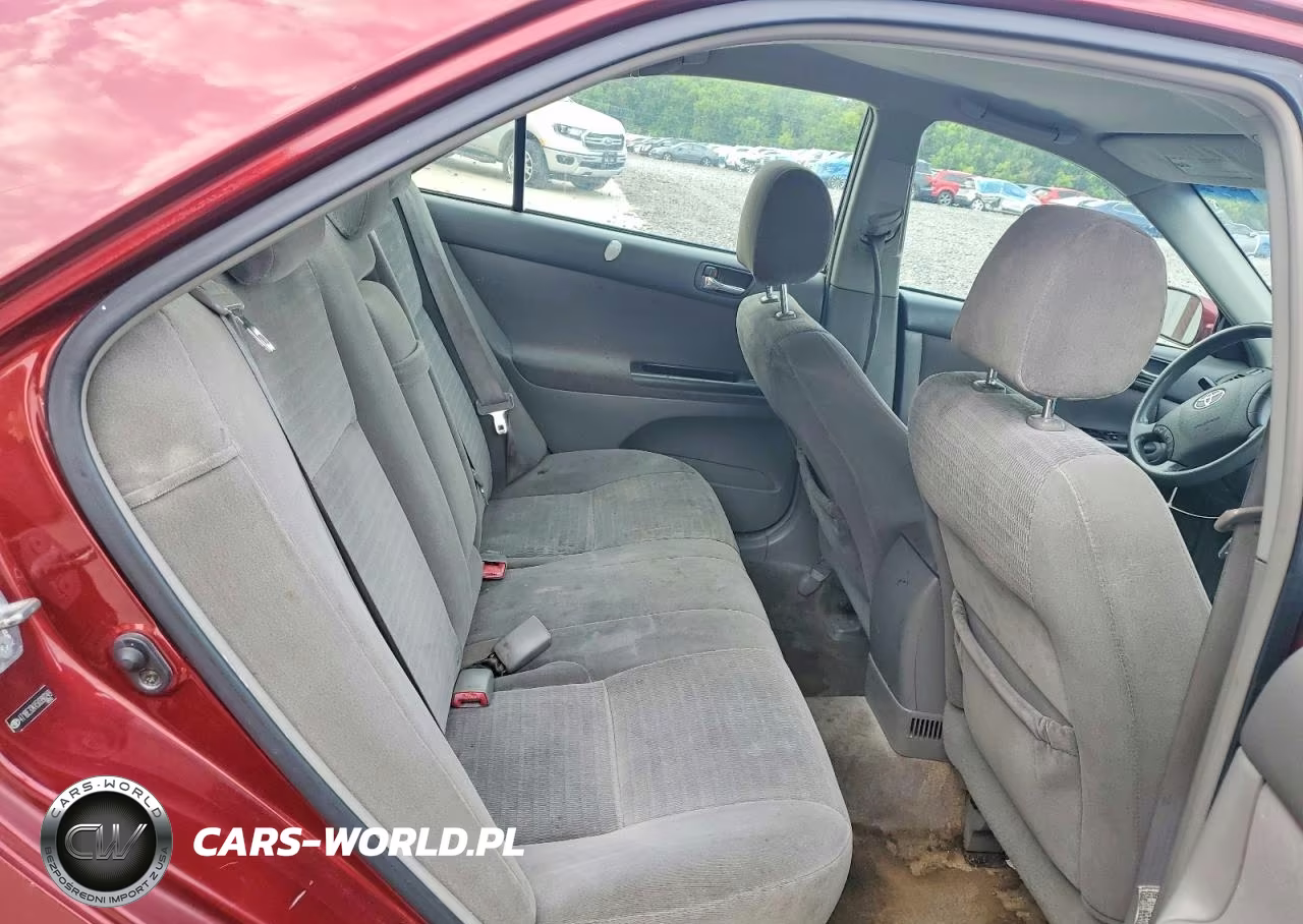 2005 Toyota Camry Le VIN:4T1BE32K45U390249 - 10