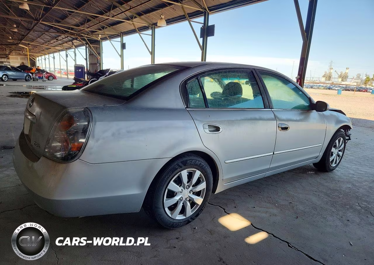 2005 Nissan Altima 2.5 VIN:1N4AL11D65C137541 - 3