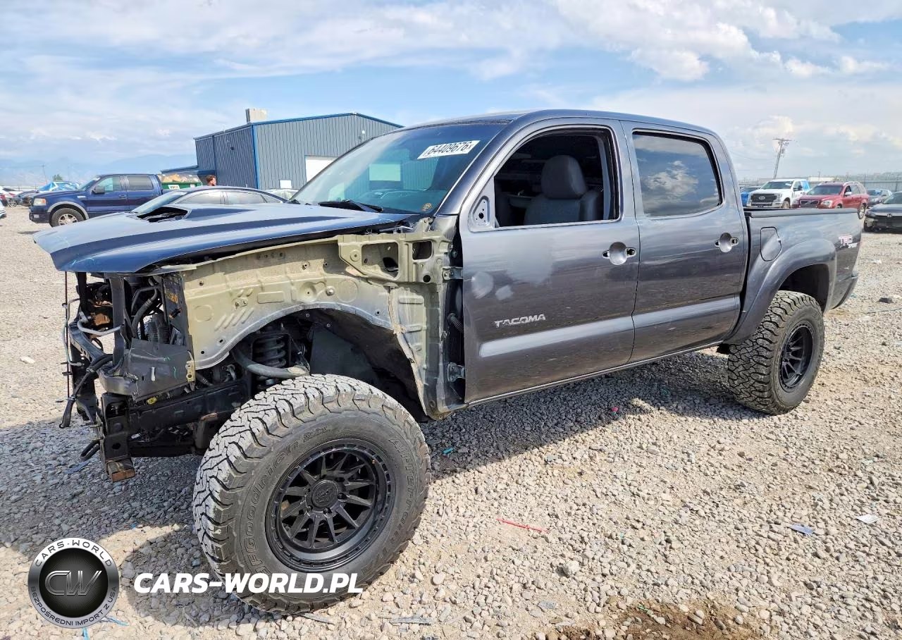 2013 Toyota Tacoma Double Cab – zdjęcie 1 z 13