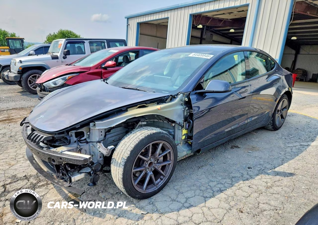 2023 Tesla Model 3 – zdjęcie 1 z 12