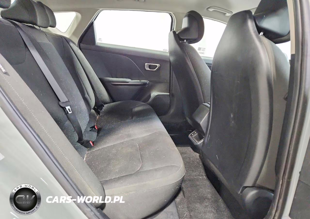 2026 Kia K4 Lxs VIN:3KPFT4DE9TE248385 - 10