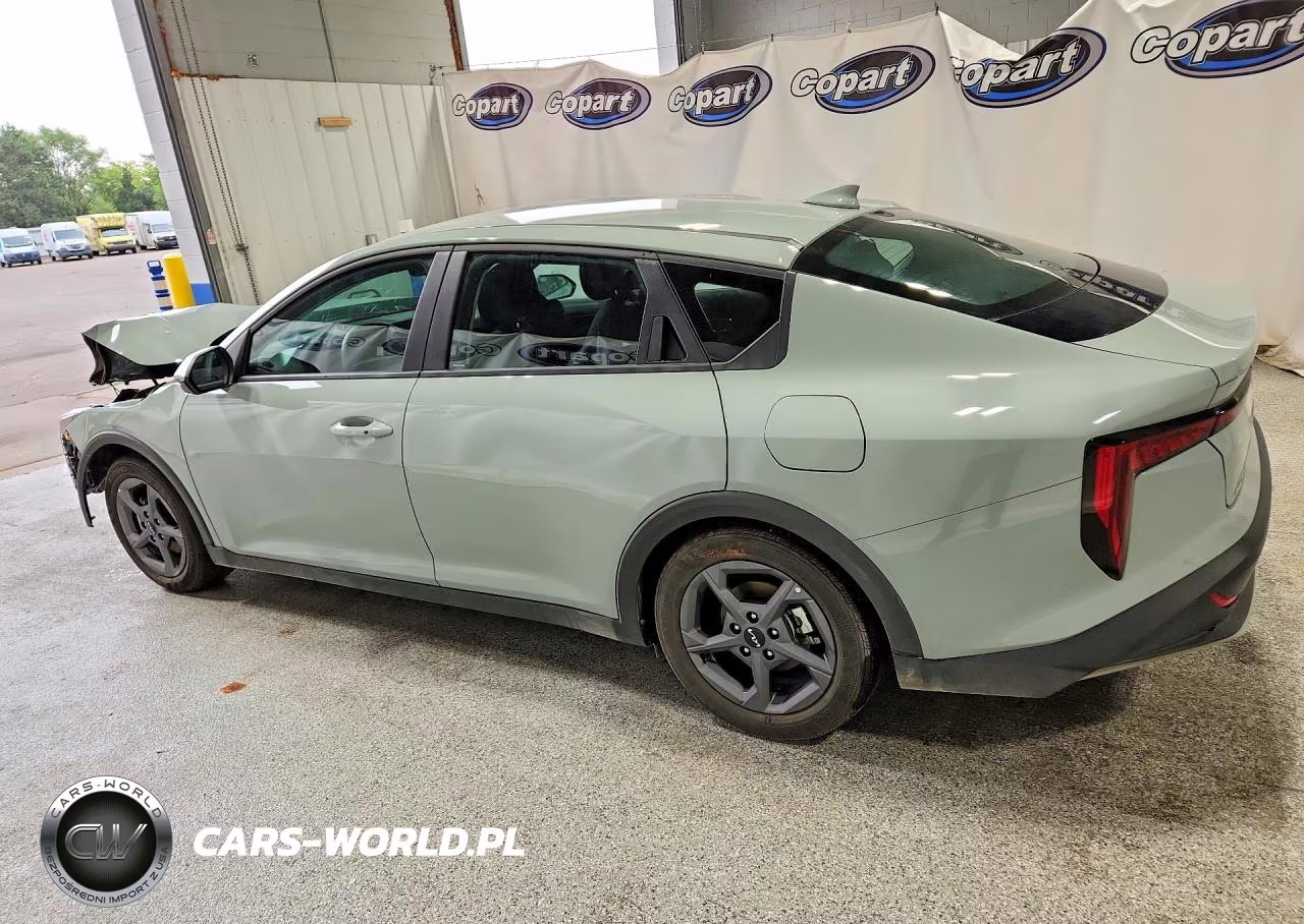 2026 Kia K4 Lxs VIN:3KPFT4DE9TE248385 - 2