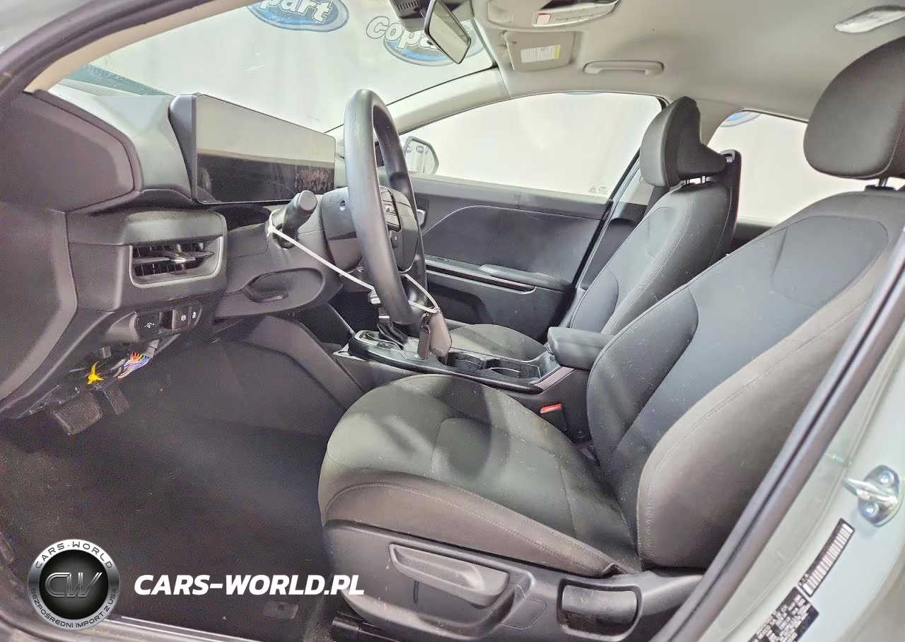 2026 Kia K4 Lxs VIN:3KPFT4DE9TE248385 - 7