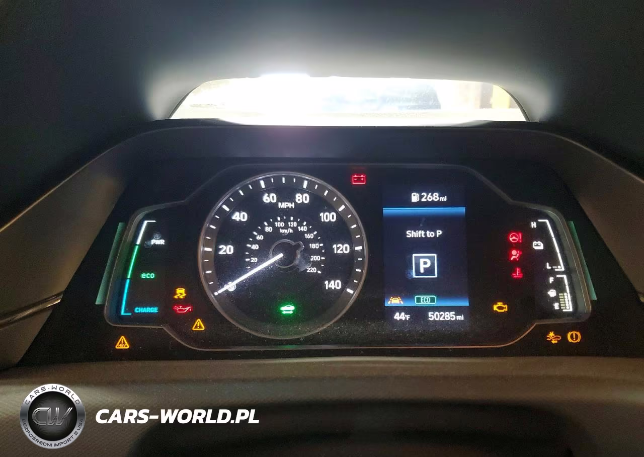 2020 Hyundai Ioniq Blue VIN:KMHC65LC7LU214958 - 9